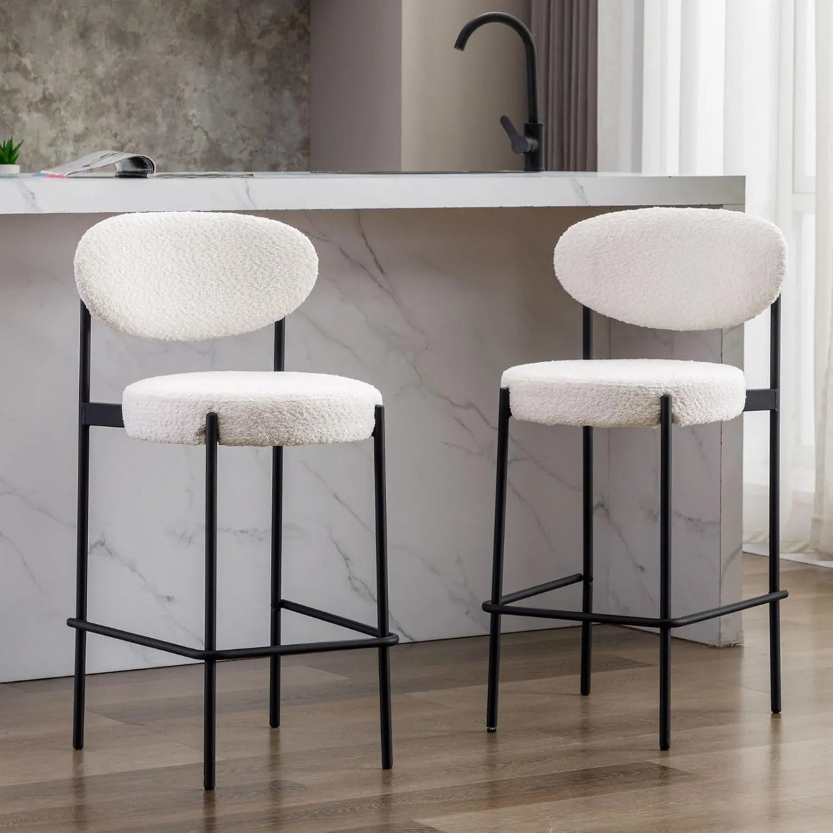 Tabourets de Bar en Fausse Fourrure Blanche avec Structure Métallique, Lot de 2