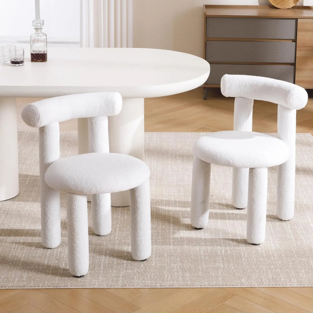 Lot de 2 chaises de salle à manger en fausse fourrure blanche avec pieds en métal