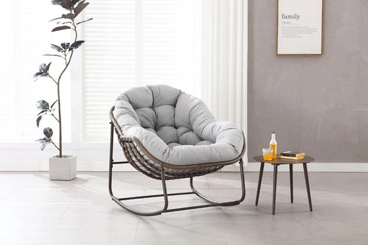 Fauteuil à bascule – en acier, avec coussins, 6 Pouces, 136 kg, gris, en résine tressée