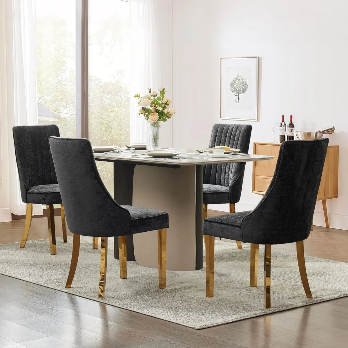 Lot de 4 chaises de salle à manger noires avec dossier haut et pieds incurvés en bois massif