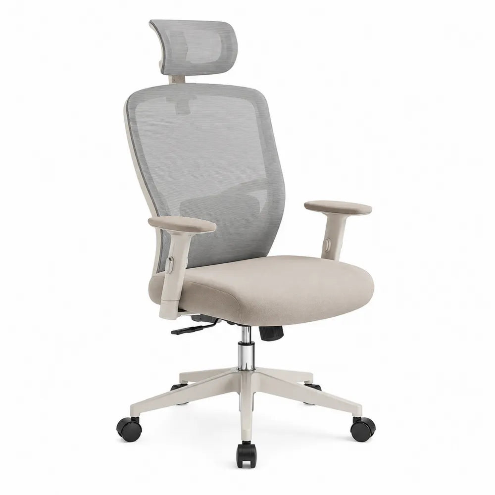 Chaise de bureau pivotante à roulettes avec appui-tête accoudoirs réglables maille polyester grise assise beige base nylon beige 66 x 66 x 115 à 125 cm